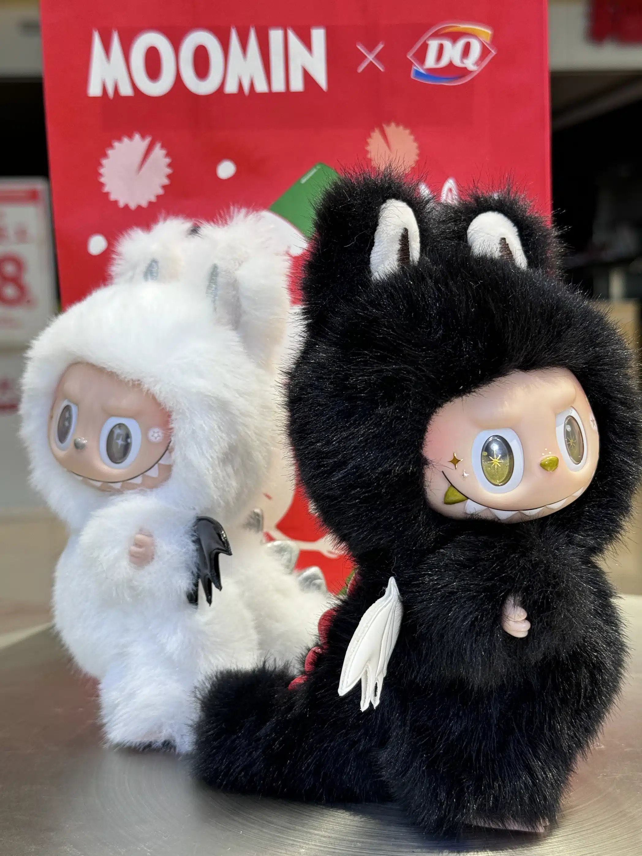Black & White Angel ZIMOMO – Artist Custom Plush Toy Handmade from Authentic V1 Macaron Series (3)
