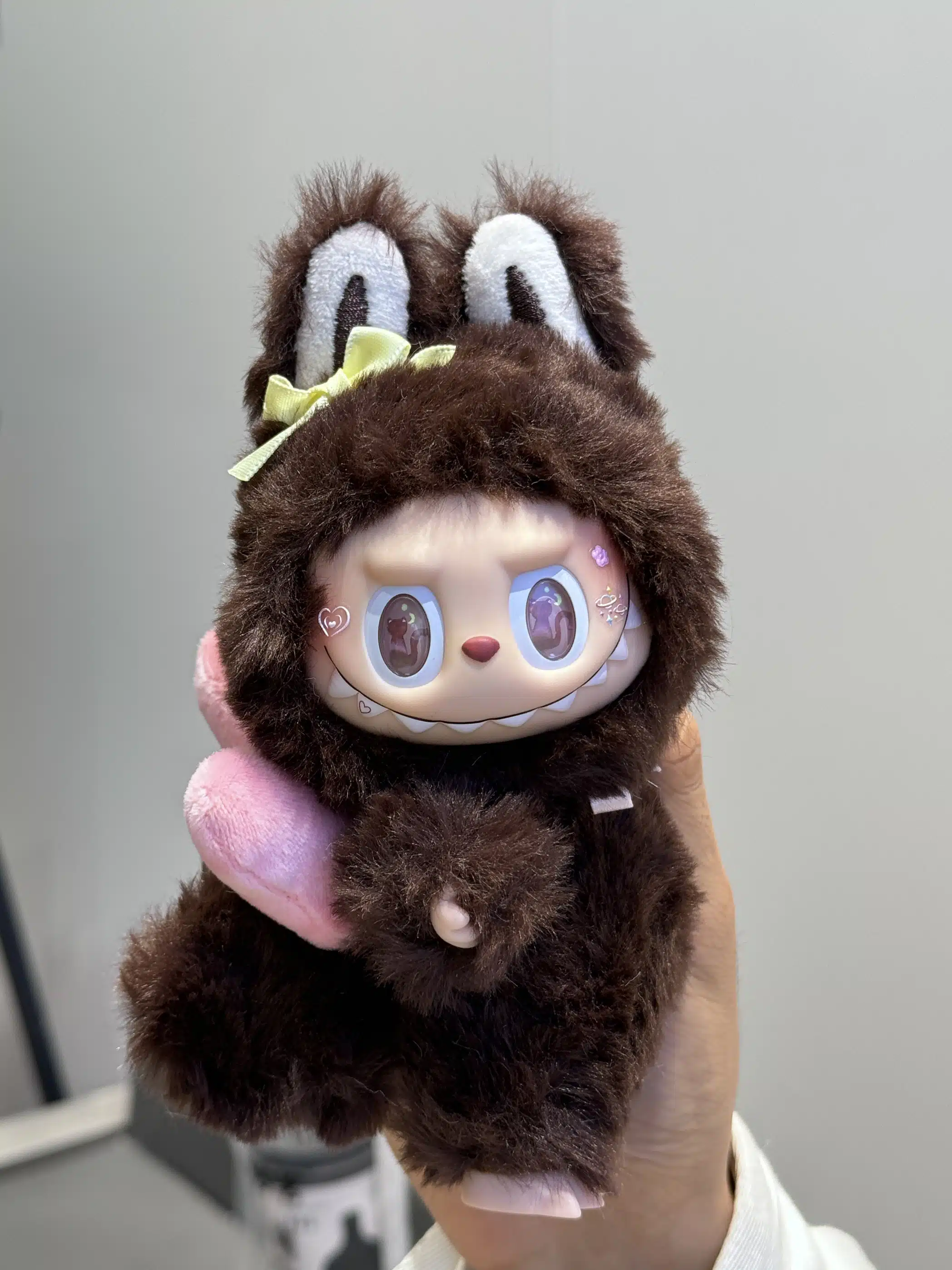 Brown Goodnight Mimi Bear Labubu – Artist Custom Plush Toy Handmade from Authentic V1 Macaron Series (1)