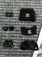 LABUBU Clothes Chanel Black T shirt Outfits