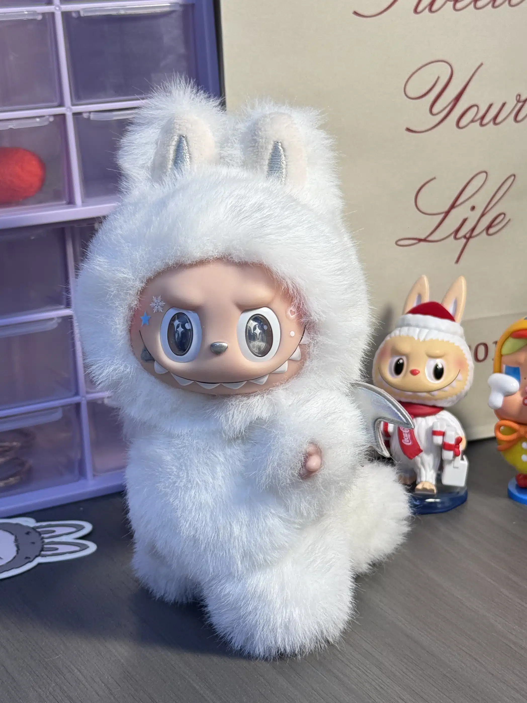 Mini ZIMOMO White Body with Silver Wings – Artist Custom Plush Toy Handmade from Authentic V1 Macaron Series (3)